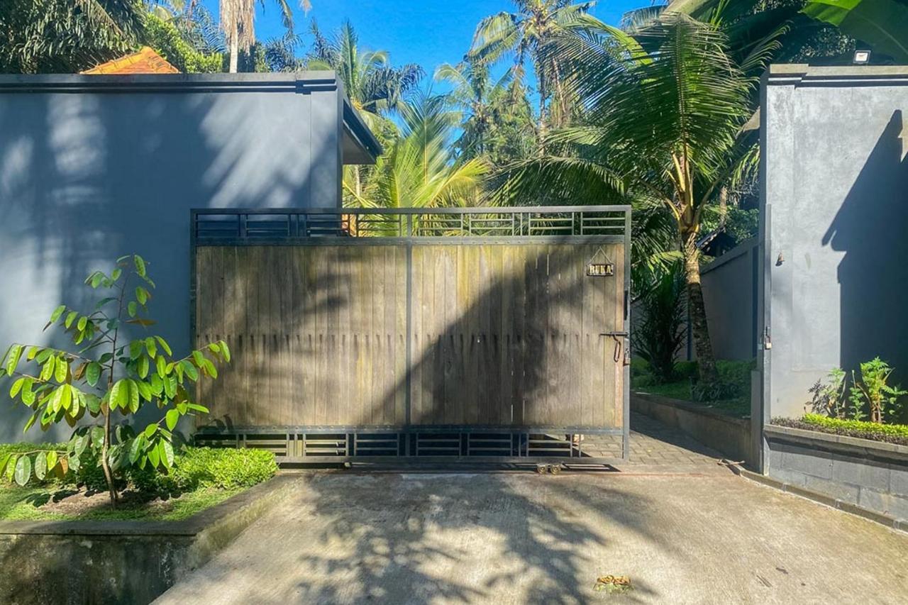 Puri Radent Ubud Redpartner تيغالالانغْ المظهر الخارجي الصورة